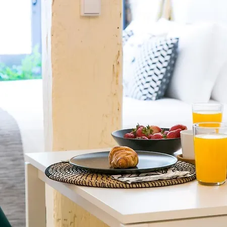 Original Photographers Studio In Alcantara Apartamento *